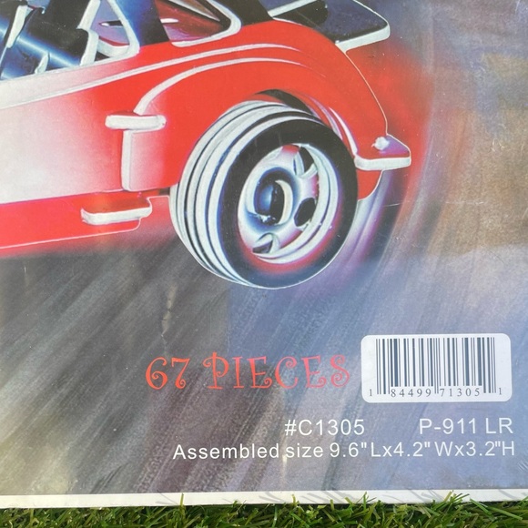 Porsche 911 | Wood Craft Construction Kit | 3D Puzzle | 67 Pieces - Picture 3 of 6